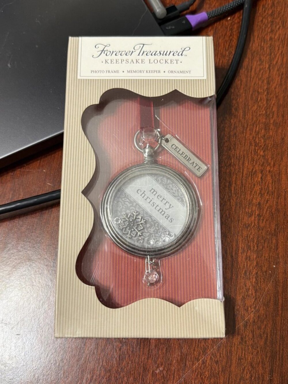 Forever Treasured Keepsake Locket by Demdaco - Merry Christmas/Celebrate - NIB